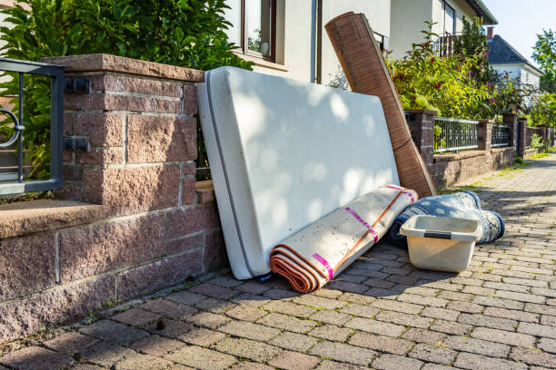Best Yard Waste Removal  in Marina, CA